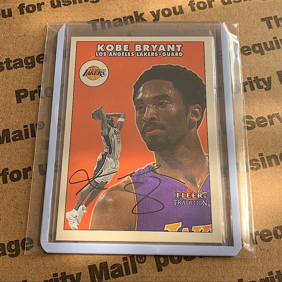 Fleer x SkyBox Other - Kobe Bryant ‘01 Fleer Tradition Card